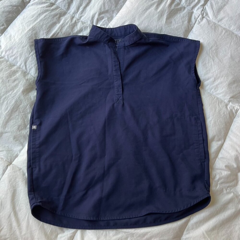 Figs Rafaela top in Navy, XS